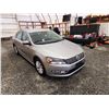 Image 9 : PARKSVILLE - 2014 VW PASSAT S, GREY, 134694 KMS, FRONT WHEEL DRIVE. - D096832