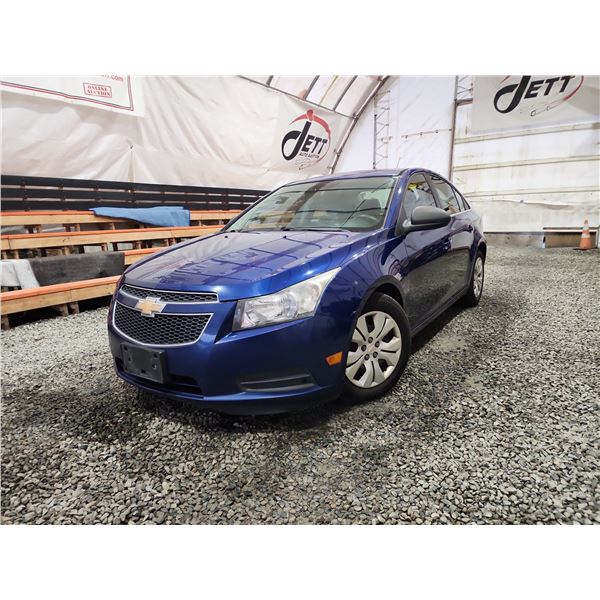 PARKSVILLE - 2012 CHEVY CRUZE, BLUE, 306989 KMS, FRONT WHEEL DRIVE. - D409836