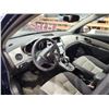 Image 50 : PARKSVILLE - 2012 CHEVY CRUZE, BLUE, 306989 KMS, FRONT WHEEL DRIVE. - D409836