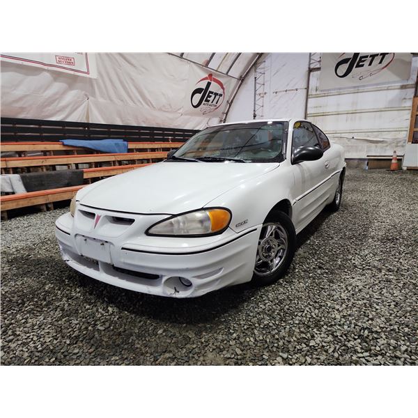 PARKSVILLE - 2003 PONTIAC GRAND AM GT, WHITE, 231979 KMS, FRONT WHEEL DRIVE. - B215877
