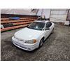 Image 4 : PARKSVILLE - 2003 PONTIAC GRAND AM GT, WHITE, 231979 KMS, FRONT WHEEL DRIVE. - B215877