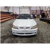 Image 6 : PARKSVILLE - 2003 PONTIAC GRAND AM GT, WHITE, 231979 KMS, FRONT WHEEL DRIVE. - B215877
