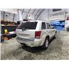 Image 14 : PARKSVILLE - 2006 JEEP GRAND CHEROKEE, SILVER, 190395 KMS, FOUR WHEEL DRIVE. NO RESERVE. - D308918