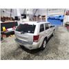 Image 16 : PARKSVILLE - 2006 JEEP GRAND CHEROKEE, SILVER, 190395 KMS, FOUR WHEEL DRIVE. NO RESERVE. - D308918