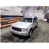 Image 4 : PARKSVILLE - 2006 JEEP GRAND CHEROKEE, SILVER, 190395 KMS, FOUR WHEEL DRIVE. NO RESERVE. - D308918