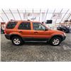 Image 11 : PARKSVILLE - 2006 FORD ESCAPE, ORANGE, 145241 KMS, FOUR WHEEL DRIVE. - DA15719