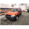 Image 3 : PARKSVILLE - 2006 FORD ESCAPE, ORANGE, 145241 KMS, FOUR WHEEL DRIVE. - DA15719