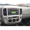 Image 52 : PARKSVILLE - 2006 FORD ESCAPE, ORANGE, 145241 KMS, FOUR WHEEL DRIVE. - DA15719