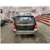 Image 18 : PARKSVILLE - 2004 SUBARU FORESTER, BLACK, 363050 KMS, ALL WHEEL DRIVE. - B720154