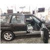 Image 36 : PARKSVILLE - 2004 SUBARU FORESTER, BLACK, 363050 KMS, ALL WHEEL DRIVE. - B720154