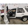 Image 21 : PARKSVILLE - 2006 FORD ESCAPE, WHITE, 258420 KMS, FOUR WHEEL DRIVE. - JC73909