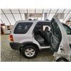 Image 49 : PARKSVILLE - 2006 FORD ESCAPE, WHITE, 258420 KMS, FOUR WHEEL DRIVE. - JC73909