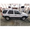 Image 12 : PARKSVILLE - 2006 FORD ESCAPE, WHITE, 262103 KMS, FOUR WHEEL DRIVE. - DB76686