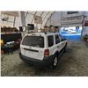 Image 16 : PARKSVILLE - 2006 FORD ESCAPE, WHITE, 262103 KMS, FOUR WHEEL DRIVE. - DB76686