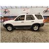 Image 23 : PARKSVILLE - 2006 FORD ESCAPE, WHITE, 262103 KMS, FOUR WHEEL DRIVE. - DB76686
