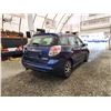 Image 14 : PARKSVILLE - 2005 TOYOTA MATRIX, BLUE, 299999 KMS, FRONT WHEEL DRIVE. - B856876