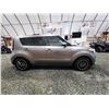 Image 11 : PARKSVILLE - 2016 KIA SOUL EV, SILVER, 86550 KMS, FRONT WHEEL DRIVE. - D017781