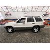 Image 23 : PARKSVILLE - 1999 JEEP GRAND CHEROKEE, WHITE, 245284 KMS, 4X4. - B575025