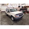 Image 9 : PARKSVILLE - 1999 JEEP GRAND CHEROKEE, WHITE, 245284 KMS, 4X4. - B575025