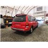 Image 14 : PARKSVILLE - 2002 FORD WINDSTAR, RED, 157454 KMS, FRONT WHEEL DRIVE. - DB72484