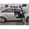 Image 36 : PARKSVILLE - 2011 CHEVY CRUZE, SILVER, 210648 KMS, FRONT WHEEL DRIVE. - D170323
