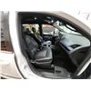 Image 39 : PARKSVILLE - 2015 CHRYSLER TOWN AND COUNTRY, WHITE, 188541 KMS, FRONT WHEEL DRIVE. - D714640