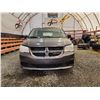Image 5 : PARKSVILLE - 2015 DODGE GRAND CARAVAN, GREY,  105622KMS, "NO RESERVE". - D747255