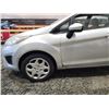Image 30 : PARKSVILLE - 2011 FORD FIESTA, SILVER, 133299 KMS, "NO RESERVE". - D112502