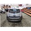 Image 18 : PARKSVILLE- 2016 NISSAN LEAF, GREY, 20724 MILES, "NO RESERVE". - D306575