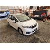 Image 10 : PARKSVILLE - 2019 HONDA FIT, WHITE, 81155 KMS, FRONT WHEEL DRIVE. NO RESERVE. - D101209