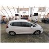 Image 13 : PARKSVILLE - 2019 HONDA FIT, WHITE, 81155 KMS, FRONT WHEEL DRIVE. NO RESERVE. - D101209
