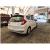 Image 14 : PARKSVILLE - 2019 HONDA FIT, WHITE, 81155 KMS, FRONT WHEEL DRIVE. NO RESERVE. - D101209
