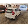 Image 15 : PARKSVILLE - 2019 HONDA FIT, WHITE, 81155 KMS, FRONT WHEEL DRIVE. NO RESERVE. - D101209