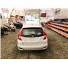 Image 19 : PARKSVILLE - 2019 HONDA FIT, WHITE, 81155 KMS, FRONT WHEEL DRIVE. NO RESERVE. - D101209