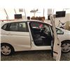 Image 32 : PARKSVILLE - 2019 HONDA FIT, WHITE, 81155 KMS, FRONT WHEEL DRIVE. NO RESERVE. - D101209