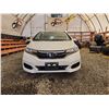 Image 5 : PARKSVILLE - 2019 HONDA FIT, WHITE, 81155 KMS, FRONT WHEEL DRIVE. NO RESERVE. - D101209