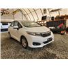 Image 8 : PARKSVILLE - 2019 HONDA FIT, WHITE, 81155 KMS, FRONT WHEEL DRIVE. NO RESERVE. - D101209