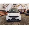 Image 4 : PARKSVILLE - 2011 SMART FORTWO PURE, WHITE, 57975 KMS, "NO RESERVE" D482901