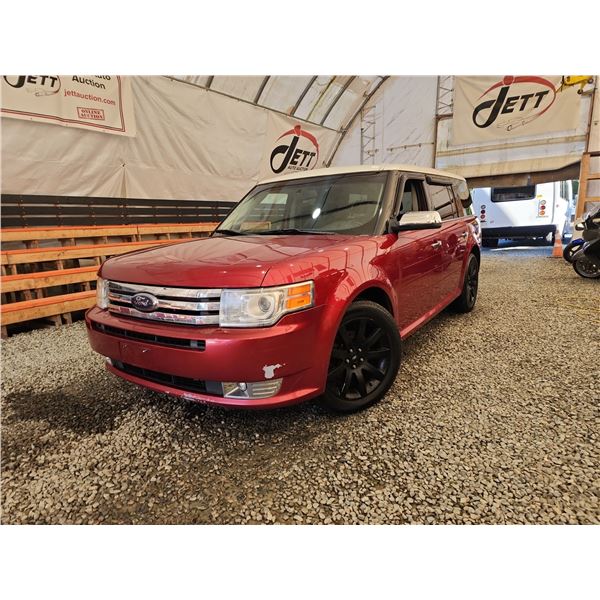 PARKSVILLE - 2009 FORD FLEX LIMITED, RED, 270069 KMS, ALL WHEEL DRIVE. - DA70488
