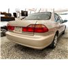 Image 14 : PARKSVILLE- 2000 HONDA ACCORD, GOLD, 50343 KMS, FRONT WHEEL DRIVE. - D818885