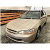 Image 3 : PARKSVILLE- 2000 HONDA ACCORD, GOLD, 50343 KMS, FRONT WHEEL DRIVE. - D818885