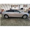 Image 11 : PARKSVILLE - 2018 CHEVY MALIBU LT, SILVER, 107056 KMS,  "NO RESERVE". - D183988