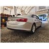 Image 14 : PARKSVILLE - 2018 CHEVY MALIBU LT, SILVER, 107056 KMS,  "NO RESERVE". - D183988