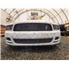 Image 5 : PARKSVILLE - 2014 FORD MUSTANG, WHITE, 172709 KMS, REAR WHEEL DRIVE. - D317638