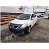 Image 3 : PARKSVILLE - 2013 NISSAN VERSA, WHITE, 216608 KMS, FRONT WHEEL DRIVE. - B837353