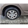 Image 23 : DUNCAN - 2013 HYUNDAI ACCENT, BROWN, 101786 KMS, FRONT WHEEL DRIVE. - D095047
