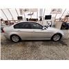 Image 11 : PARKSVILLE - 2008 BMW 323I, SILVER, 239692 KMS, REAR WHEEL DRIVE. - BC99740