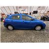 Image 11 : PARKSVILLE - 2009 TOYOTA MATRIX, BLUE, 273680 KMS, FRONT WHEEL DRIVE. - B040319