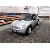 Image 3 : PARKSVILLE - 2004 MINI COOPER, SILVER, 182561 KMS, FRONT WHEEL DRIVE. - PC54226