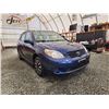 Image 8 : PARKSVILLE - 2005 TOYOTA MATRIX, BLUE, 299999 KMS, FRONT WHEEL DRIVE. - B856876